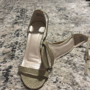 David's Bridal Gold Heels Sparkly Dress Shoes